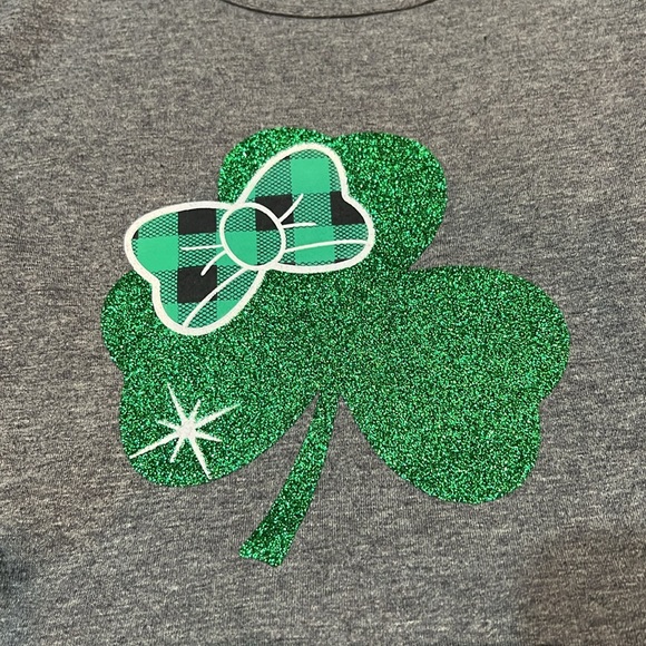 NEW Girls St. Patrick’s Day Shirt 6-7 - Picture 2 of 7